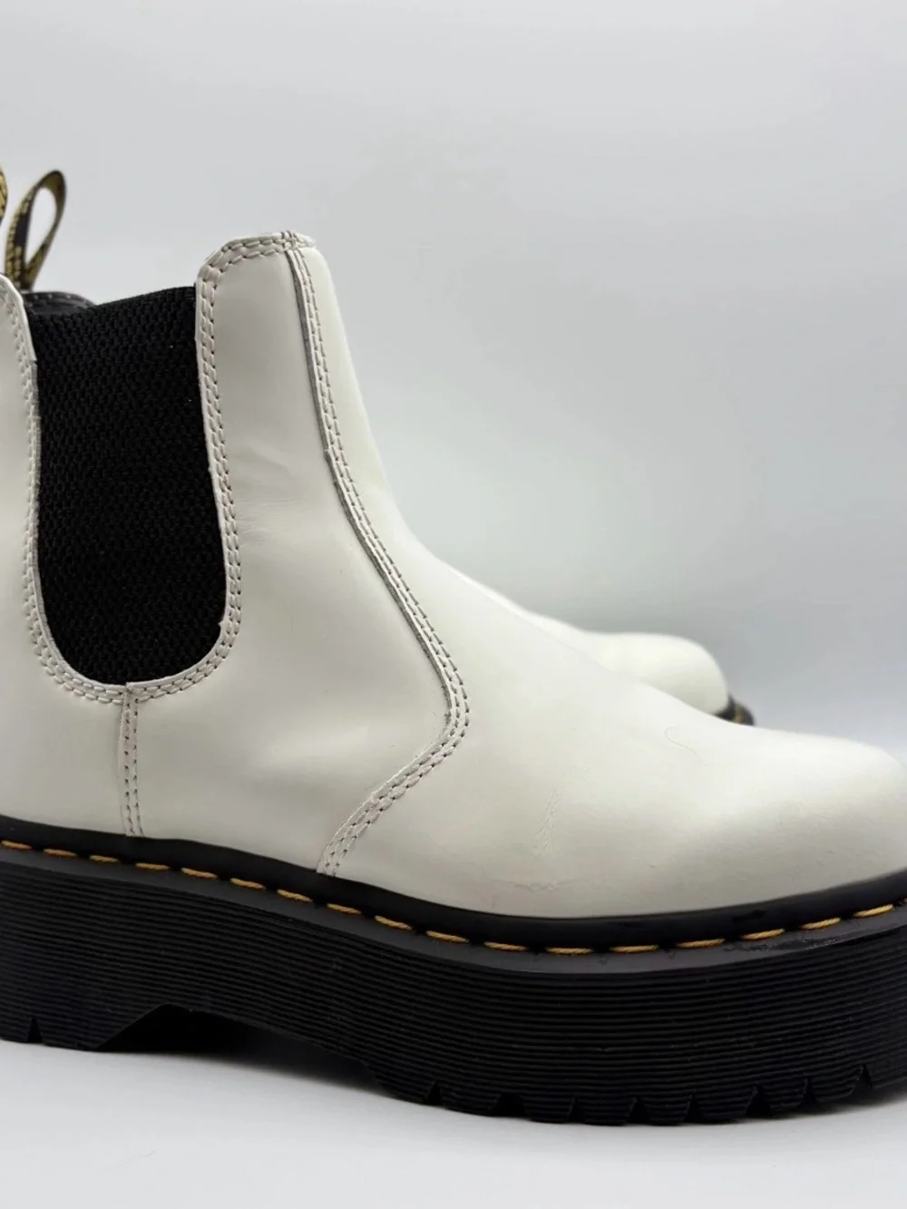 Dr. Martens bold white